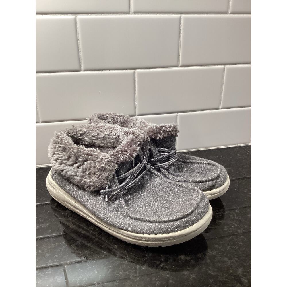 Hey Dude Girls Faux Fur Britt Bootie shoe Gray Size Y1-L2‎